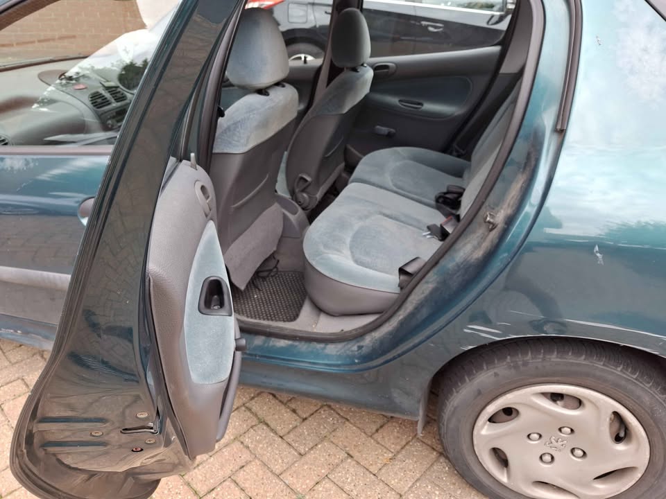 1999 Peugeot 206 - Image 3