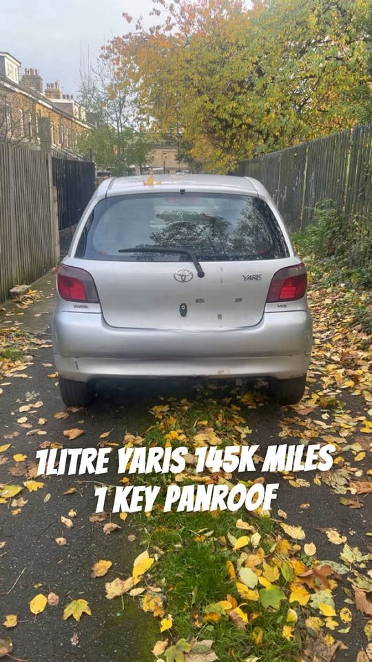 Cheap 2001 Toyota Yaris for sale in Bradford, West Yorkshire