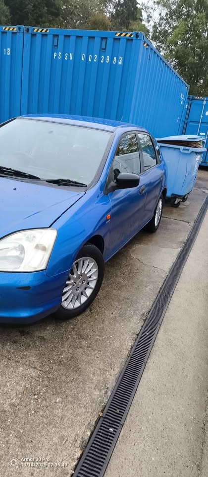 2002 Honda Civic Automatic 1.6 VTEC petrol - Image 3
