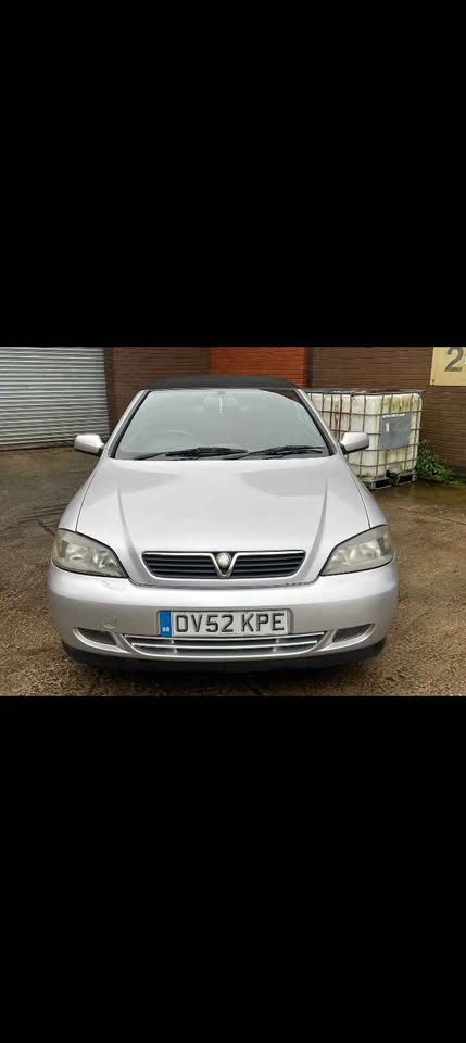2002 Vauxhall Astra bertone - Image 2