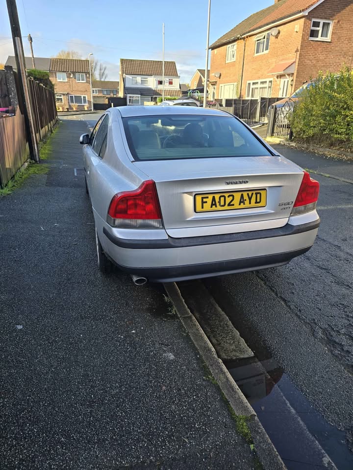 2002 Volvo S60 - Image 3