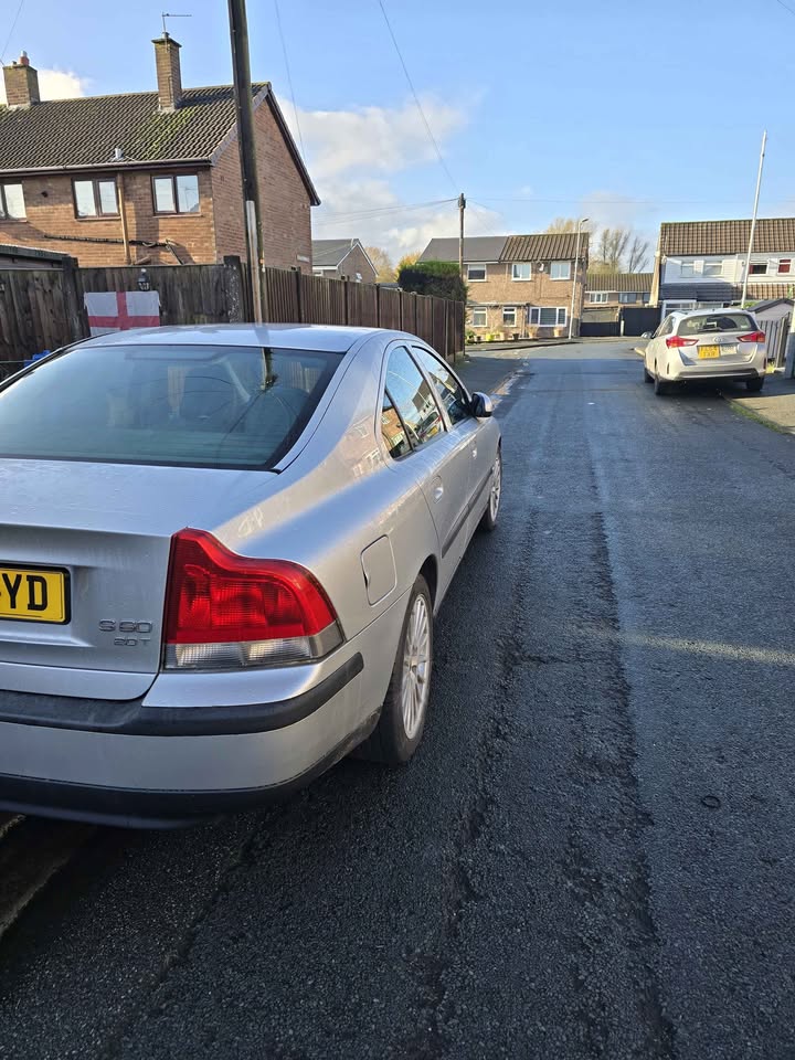 2002 Volvo S60 - Image 4