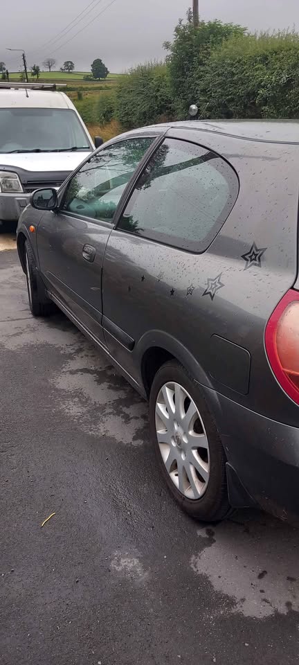 2003 Nissan Almera - Image 2