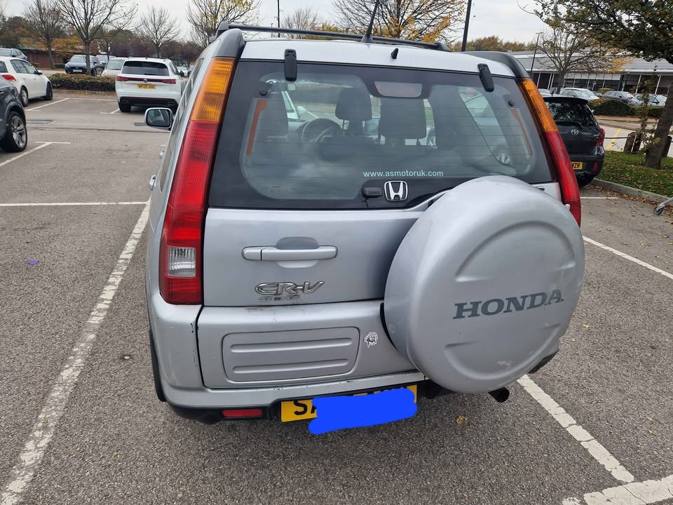 2004 Honda CR-V - Image 3