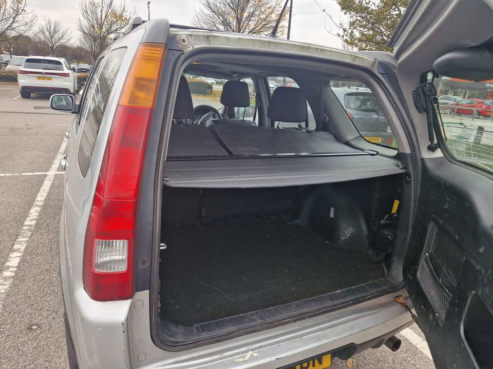 2004 Honda CR-V - Image 5