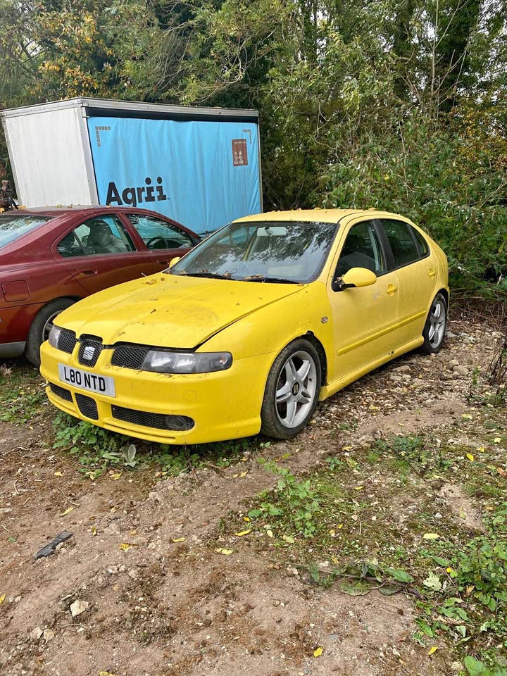 Cheap 2004 SEAT Leon for sale in Cheltenham, Gloucestershire