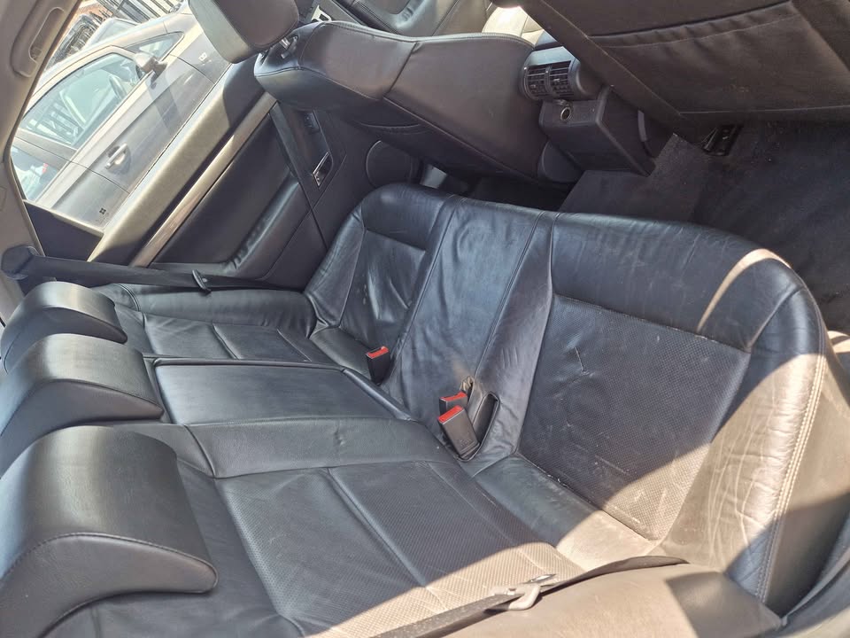 2004 Vauxhall Vectra GSI - Image 12