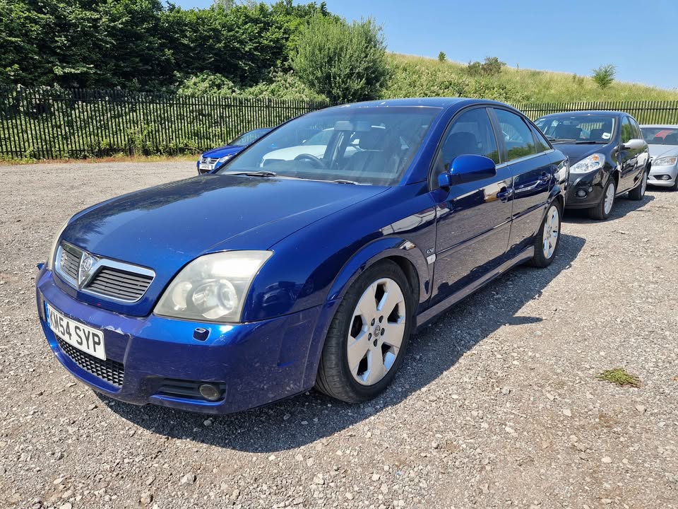 2004 Vauxhall Vectra GSI - Image 3
