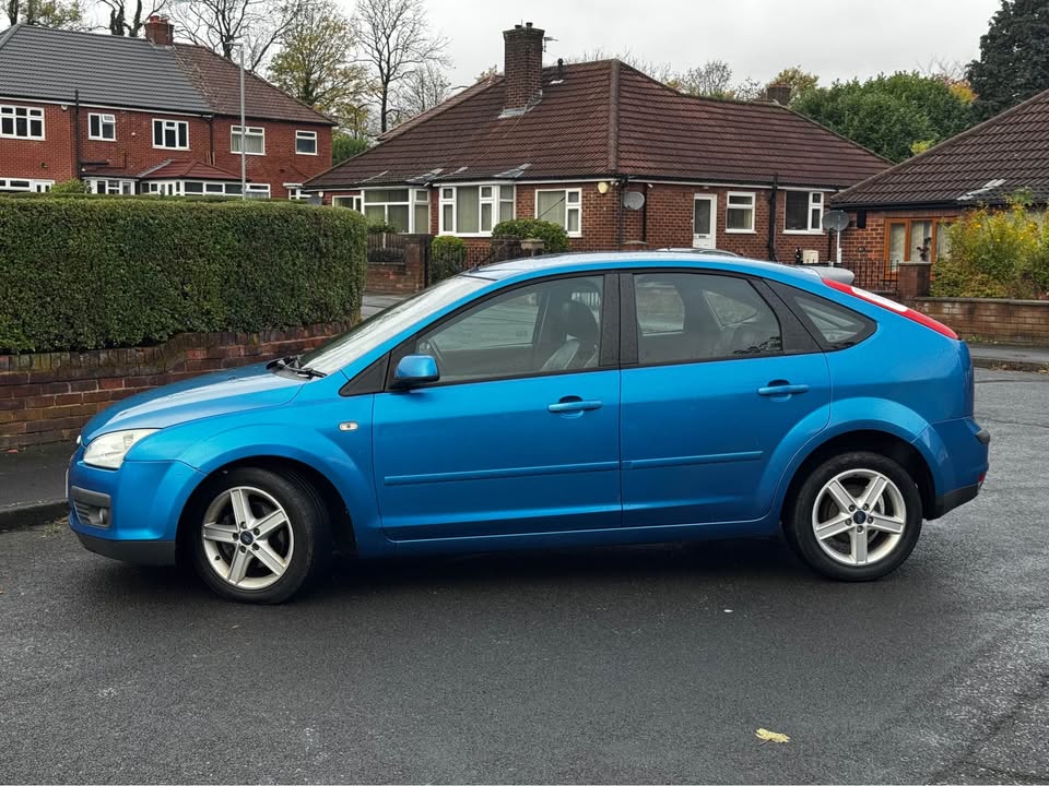 2005 Ford Focus Titanium T (FULL SERVICE) - Image 4
