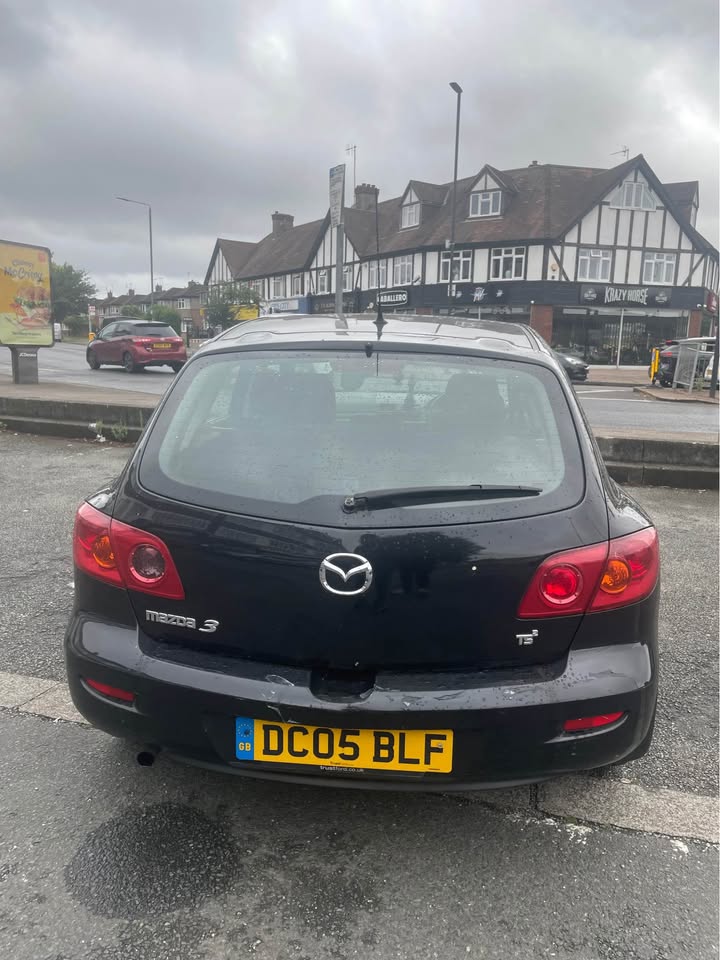 2005 Mazda Mazda3 - Image 3