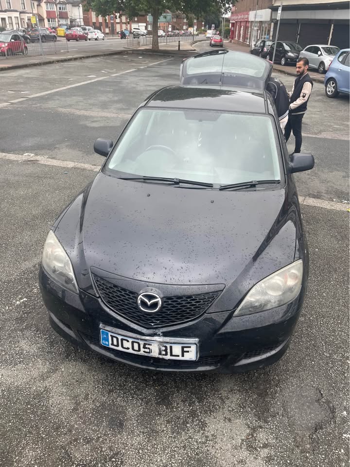 2005 Mazda Mazda3 - Image 8