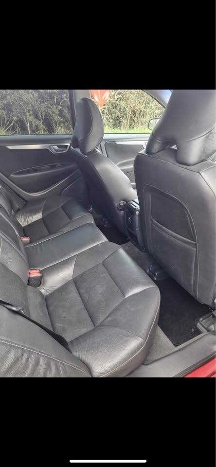 2005 Volvo S60 - Image 4