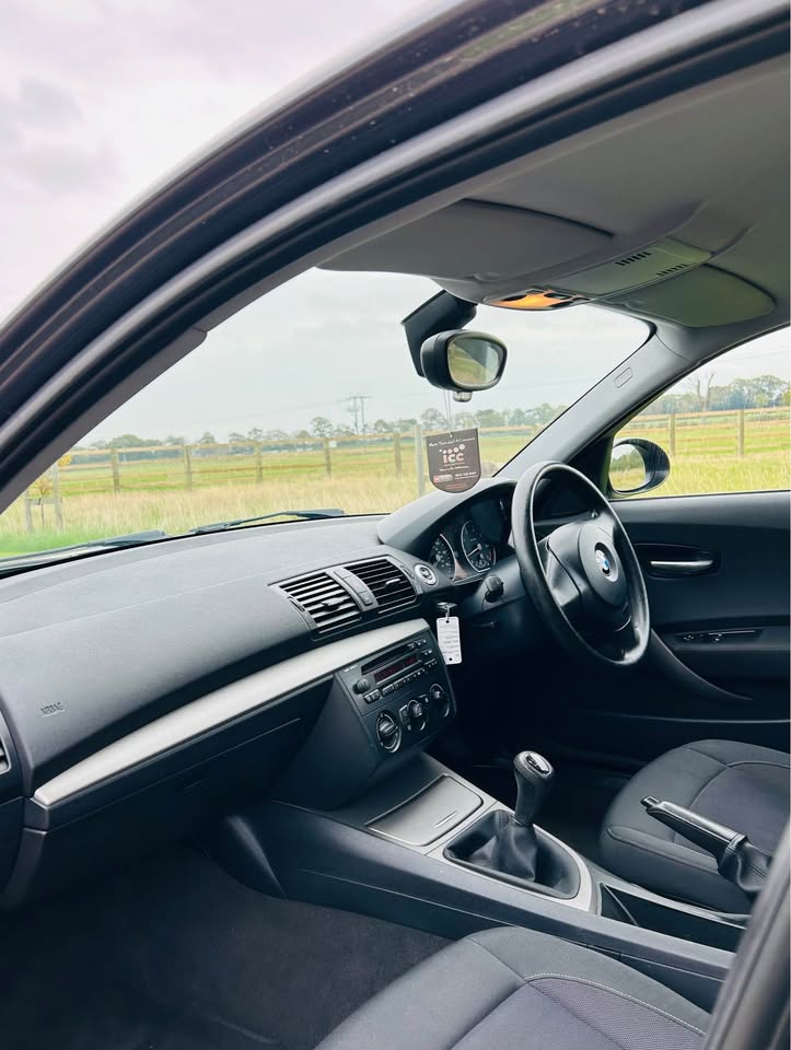 2006 BMW e87 - Image 6