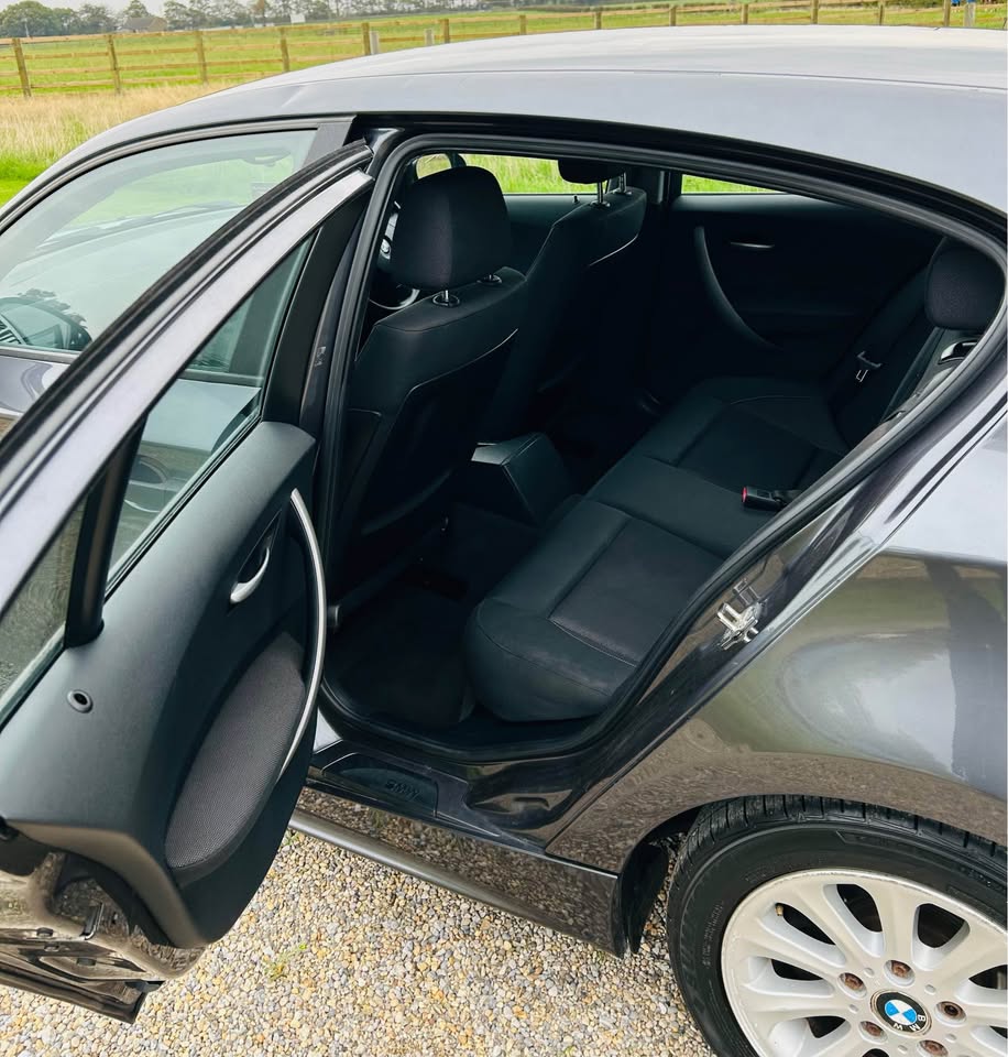 2006 BMW e87 - Image 8