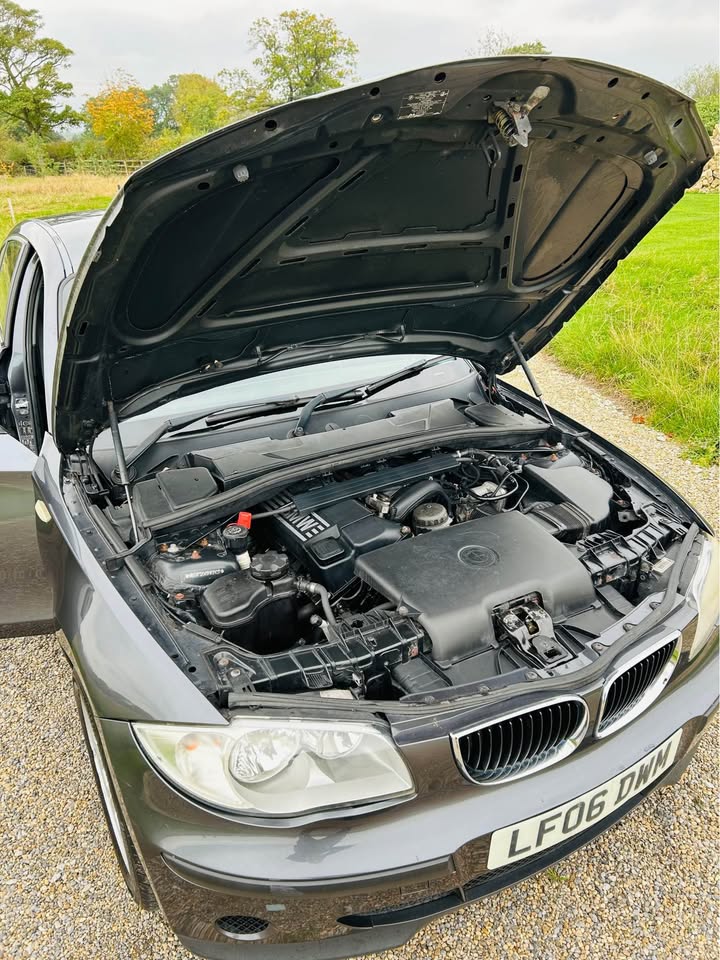2006 BMW e87 - Image 10