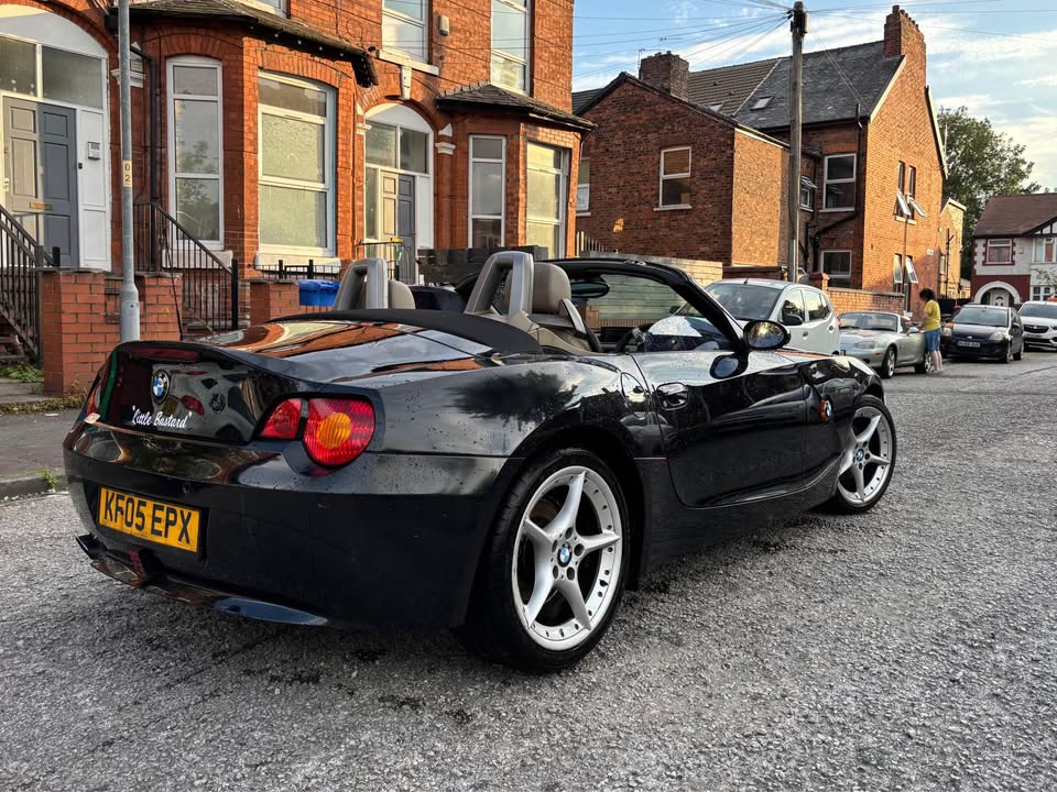 2006 BMW Z4 - Image 3