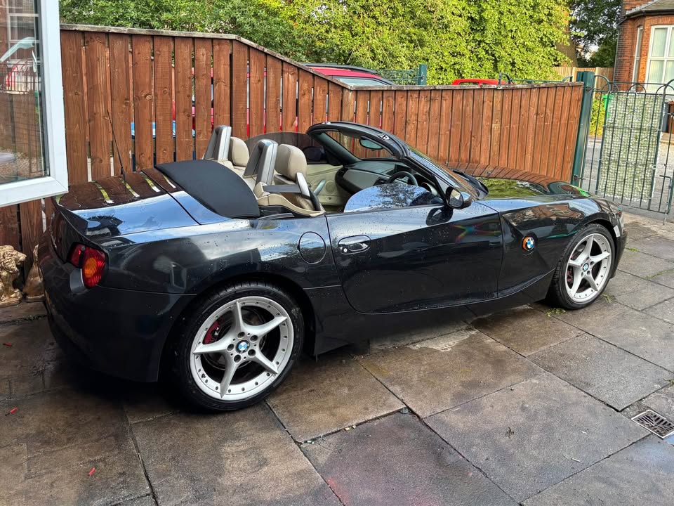 2006 BMW Z4 - Image 4