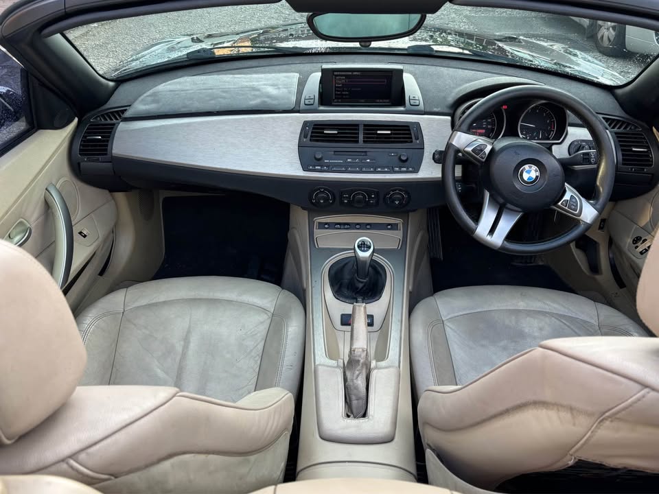 2006 BMW Z4 - Image 5