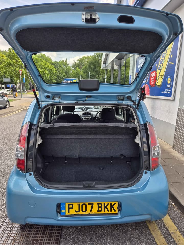2007 Daihatsu Sirion - Image 13
