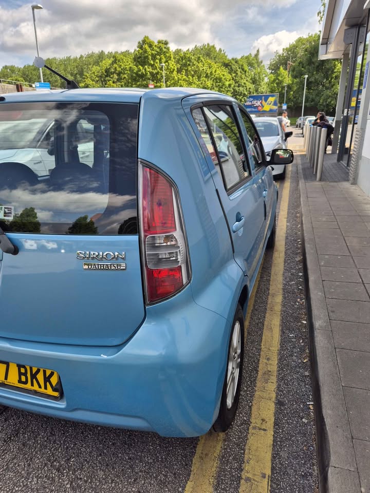 2007 Daihatsu Sirion - Image 5