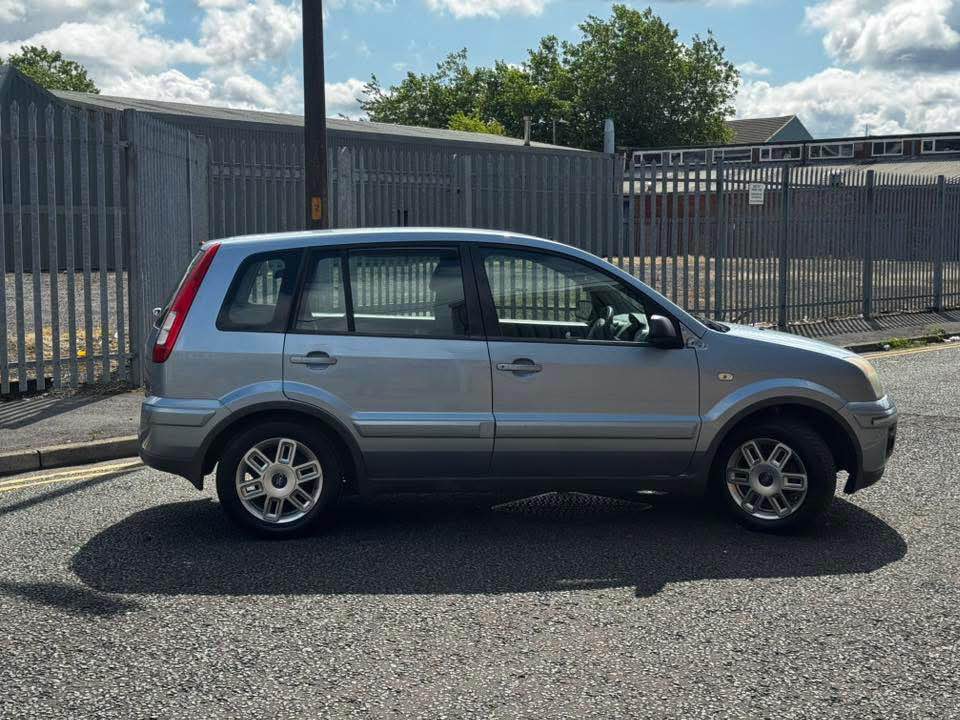 2007 Ford Fusion Zetec Climate TDCI 90 - Image 8