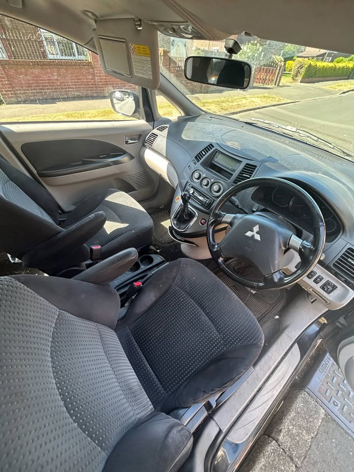 2007 Mitsubishi GRANDIS 7 SEATER 6 SPEED DIESEL PX AVAILABLE MUST BE SEEN SUPERB CAR BARGAIN PX WELCOME SUPERB 7 SEATER - Image 7