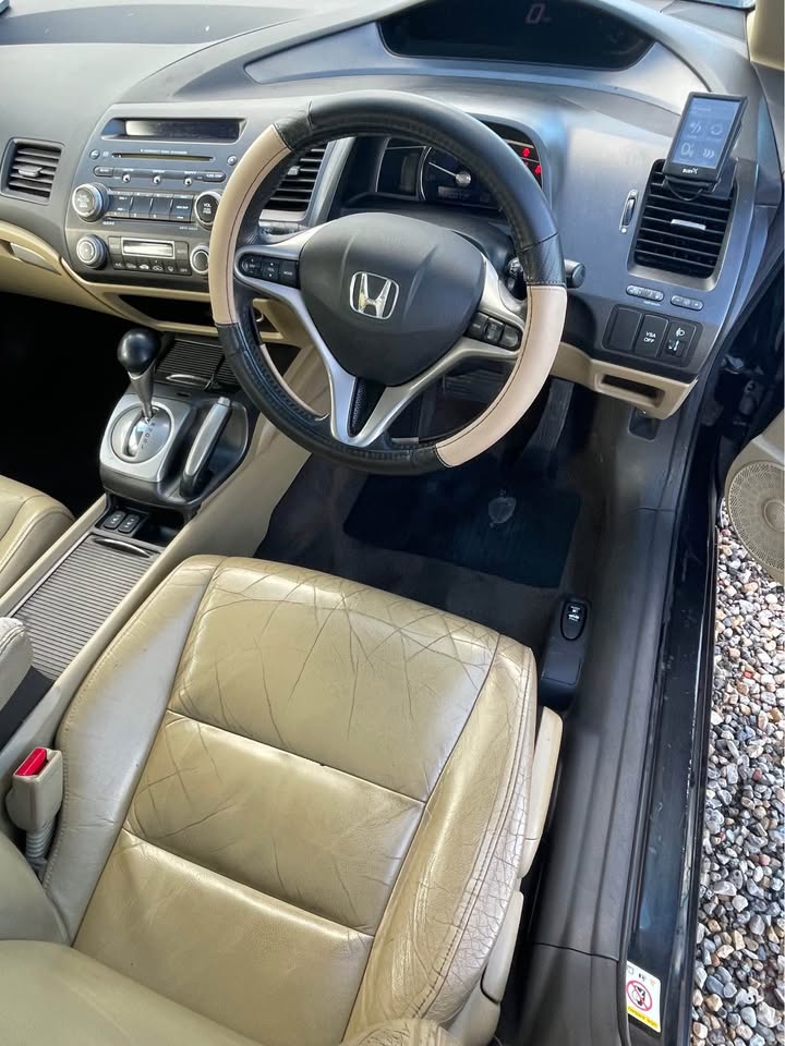 2008 Honda Civic - Image 9