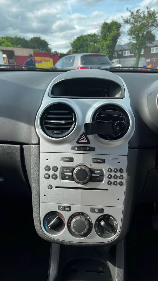 2008 Vauxhall Corsa - Image 8