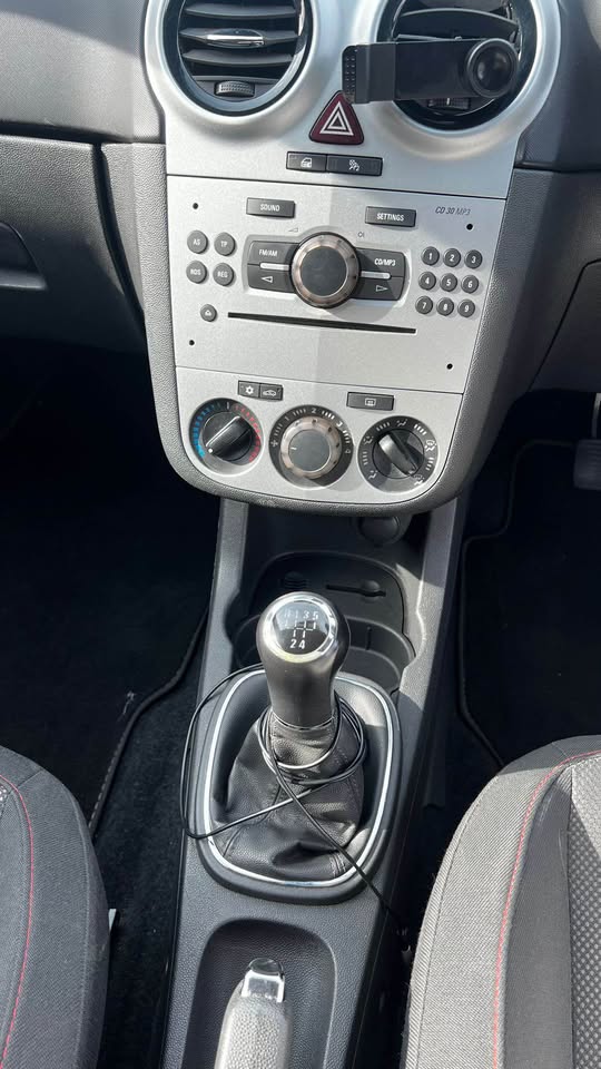 2008 Vauxhall Corsa - Image 9