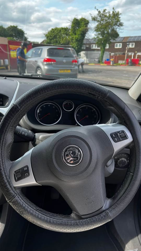 2008 Vauxhall Corsa - Image 10