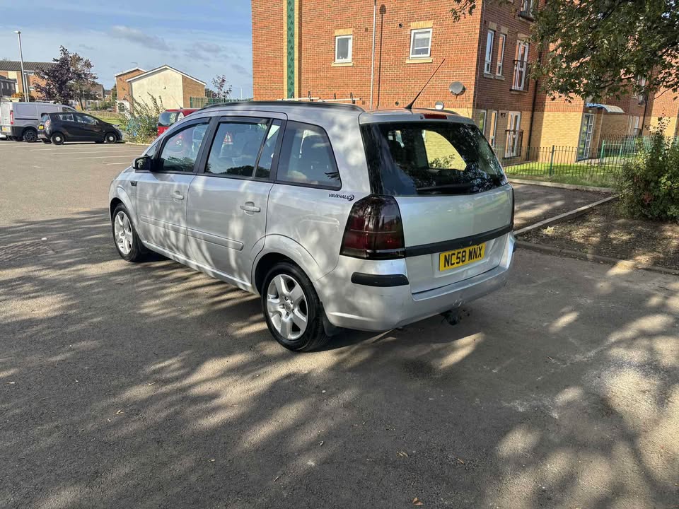 2008 Vauxhall Zafira 1.6 petrol 7 seats - Image 7