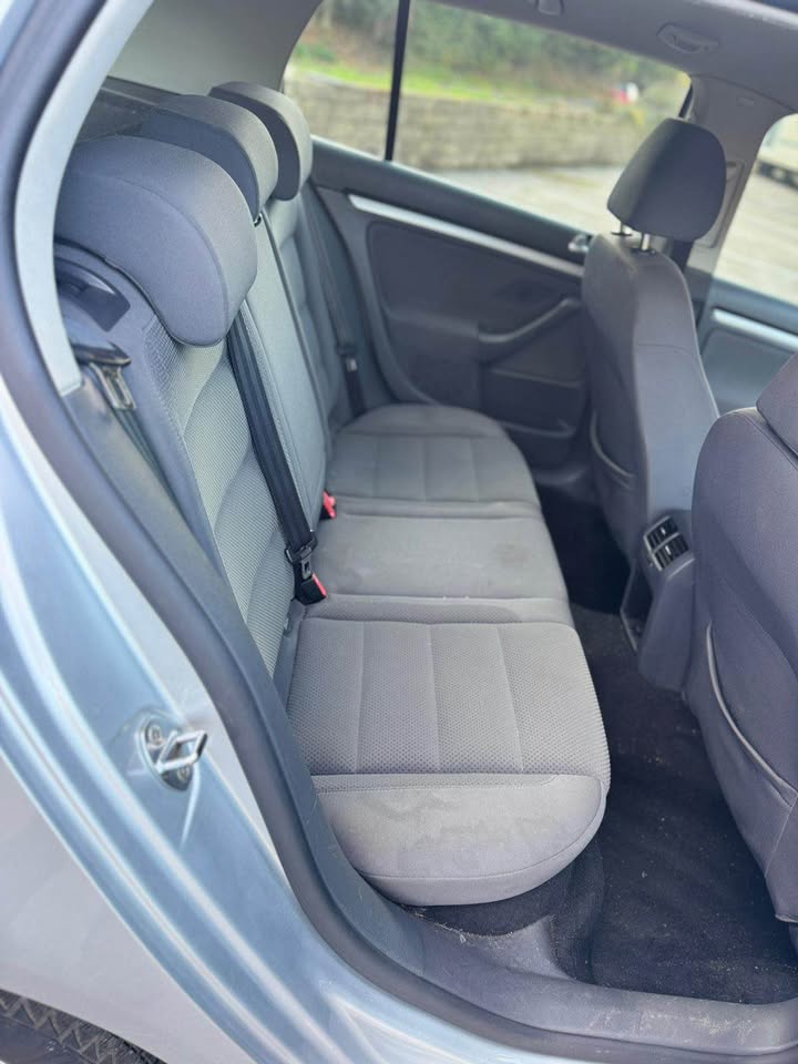 2008 Volkswagen GOLF 1.9 TDI MATCH £35 TAX - Image 13