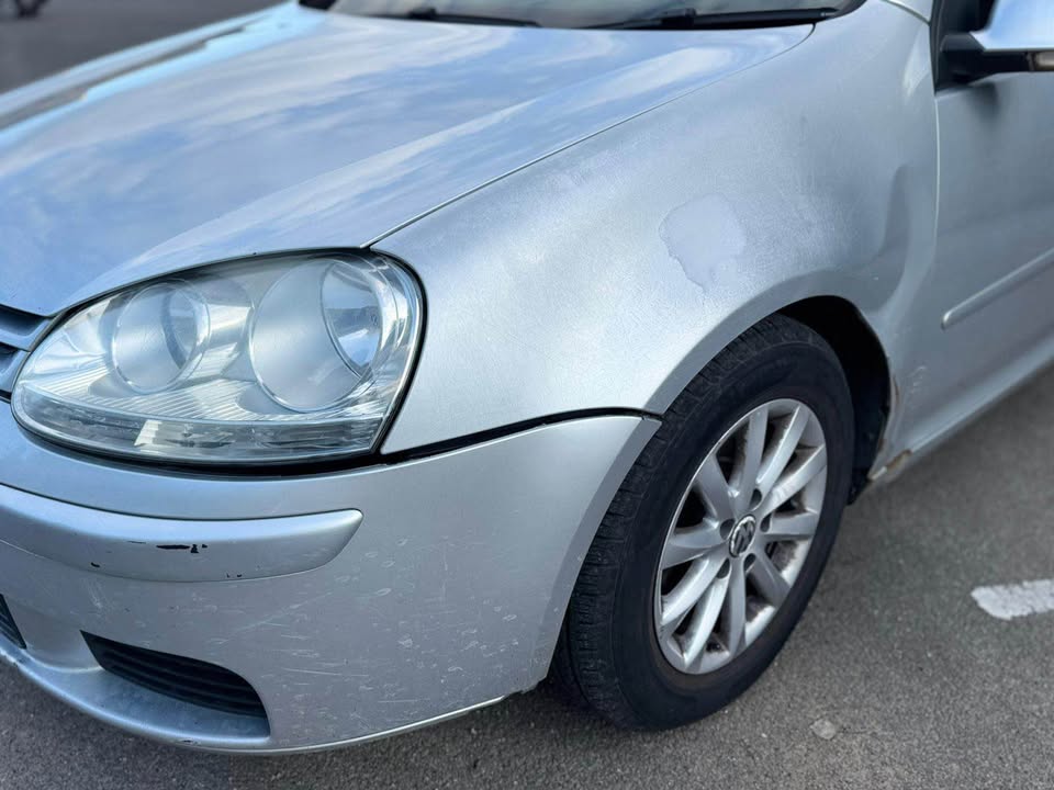 2008 Volkswagen GOLF 1.9 TDI MATCH £35 TAX - Image 4