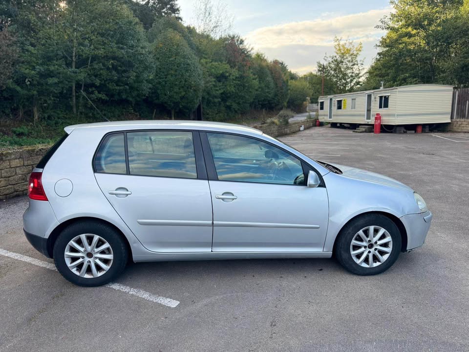 2008 Volkswagen GOLF 1.9 TDI MATCH £35 TAX - Image 9