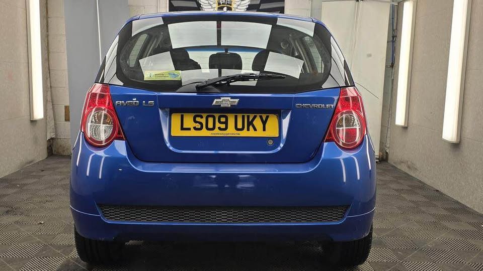 2009 Chevrolet Aveo - Image 2