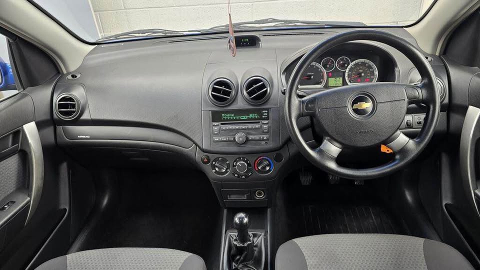 2009 Chevrolet Aveo - Image 11