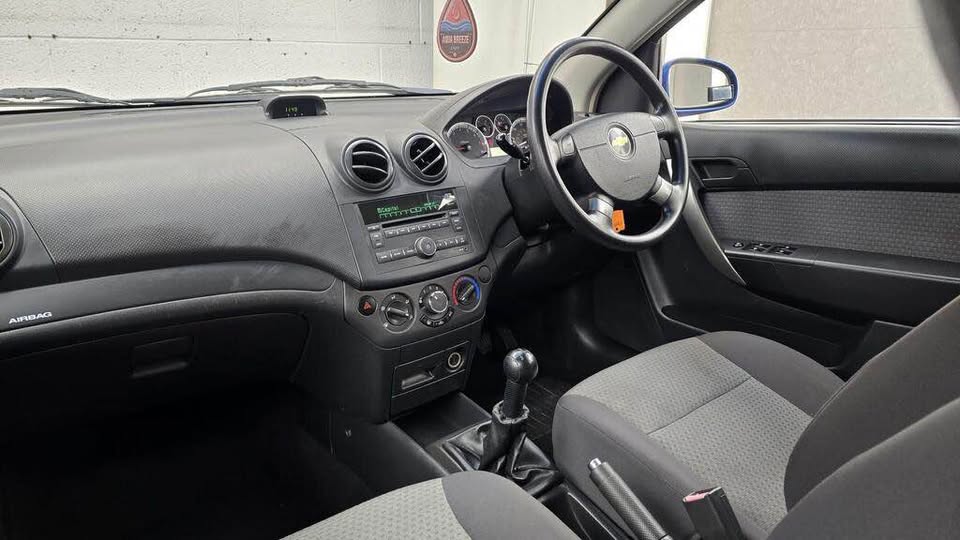 2009 Chevrolet Aveo - Image 12