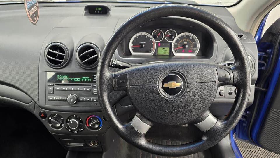 2009 Chevrolet Aveo - Image 13