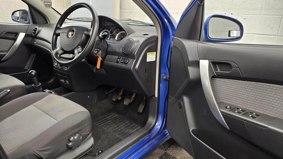 2009 Chevrolet Aveo - Image 14