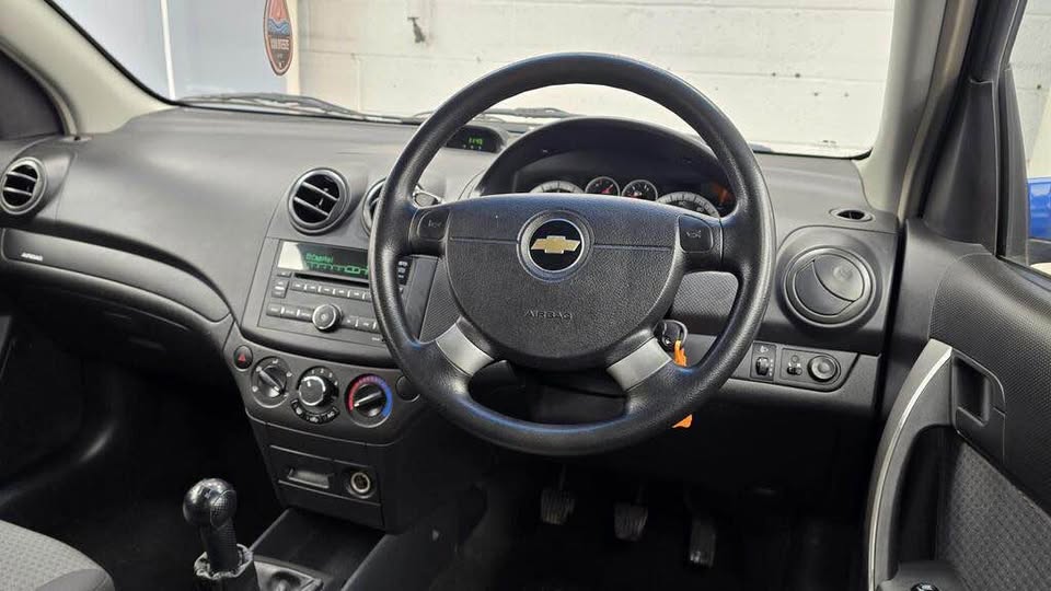 2009 Chevrolet Aveo - Image 10