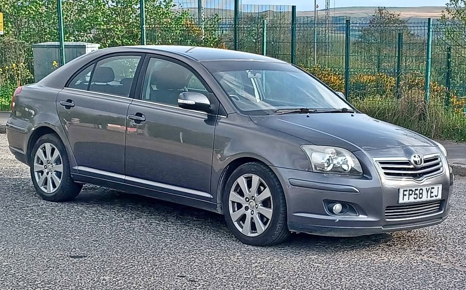 Cheap 2009 Toyota Avensis for sale in Burnley, Lancashire
