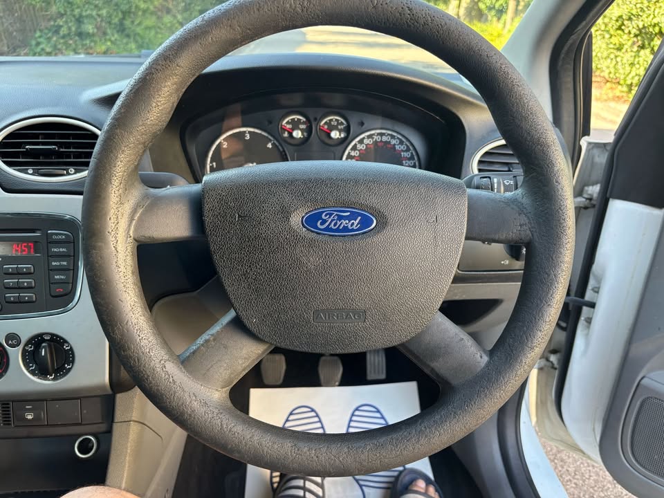 2010 Ford Focus 1.6 TDCi DPF Studio 5dr - Image 18
