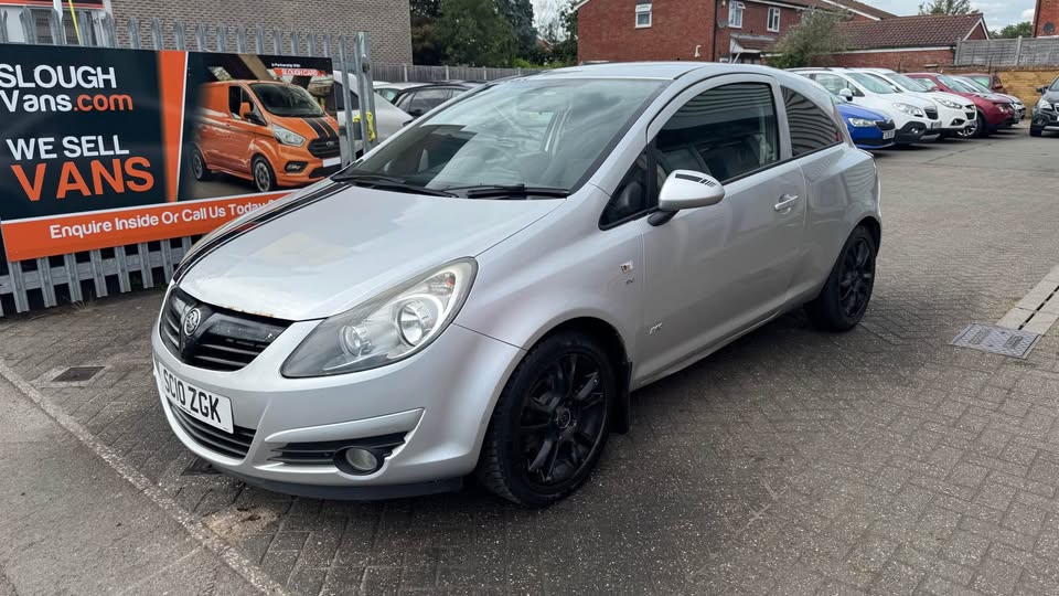 2010 Vauxhall CORSA - Image 2