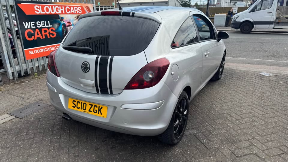 2010 Vauxhall CORSA - Image 4