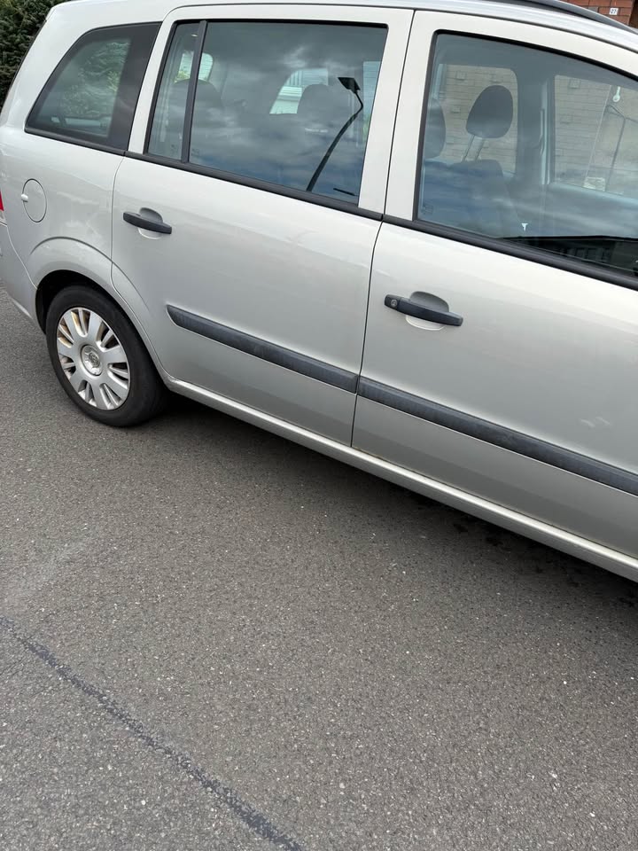 2010 Vauxhall Zaria - Image 6