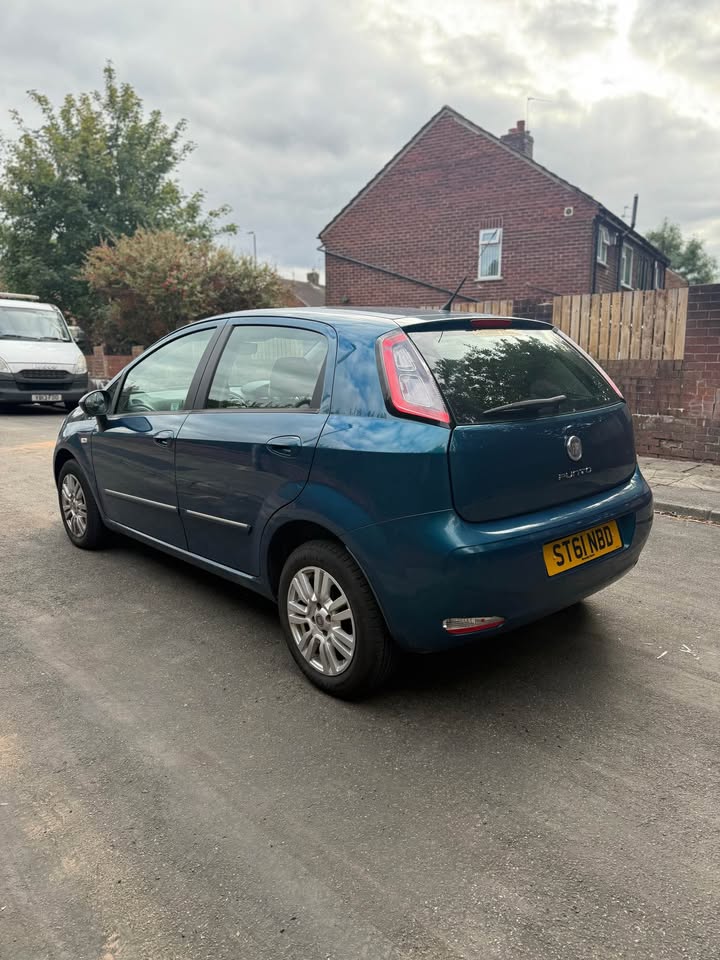 2011 FIAT Punto - Image 7