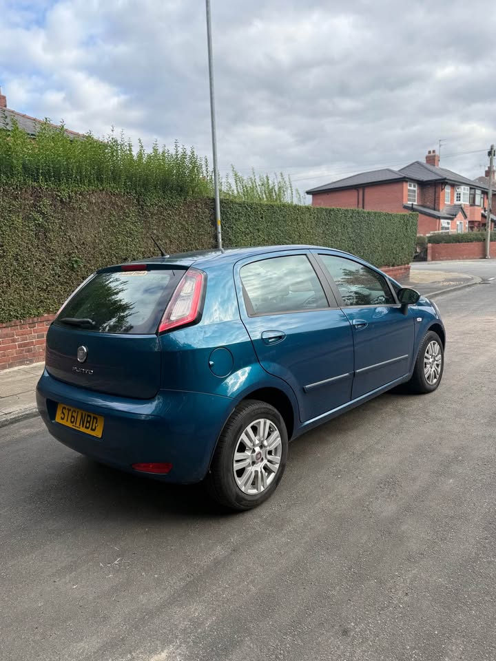 2011 FIAT Punto - Image 9