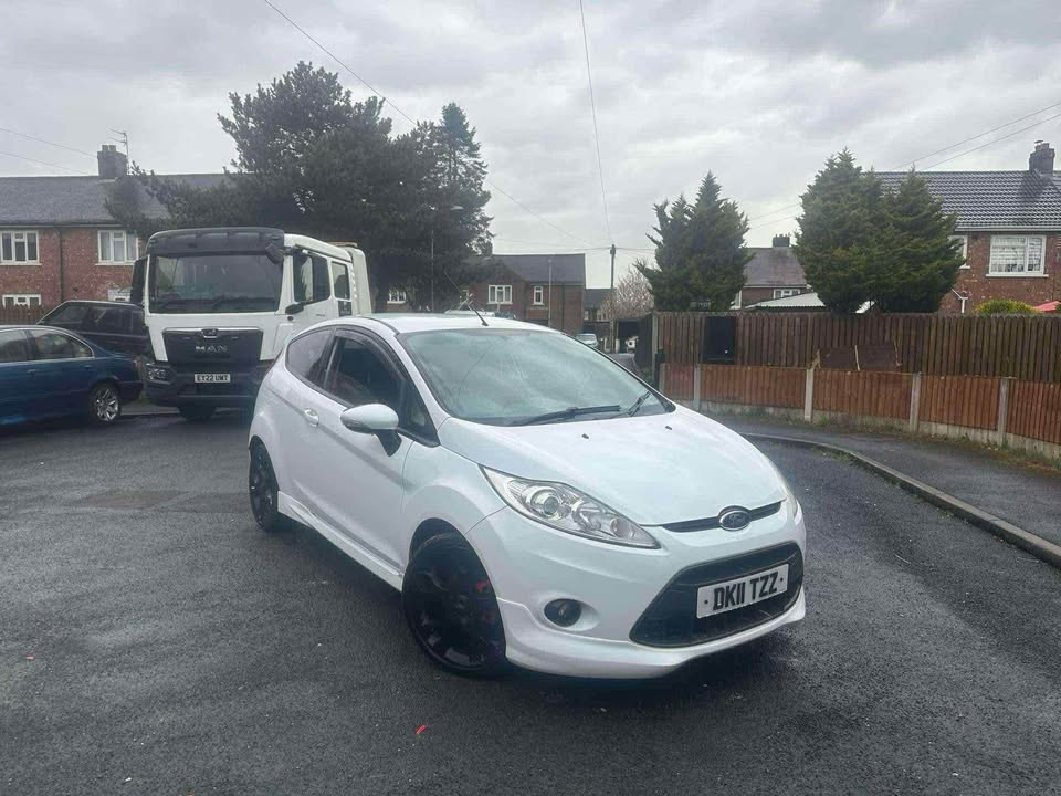 2011 FORD FIESTA 1.6 zetec s - Image 2