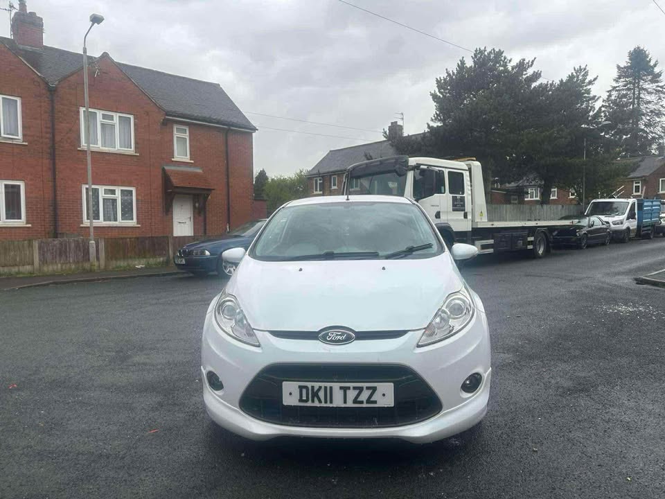 2011 FORD FIESTA 1.6 zetec s - Image 11