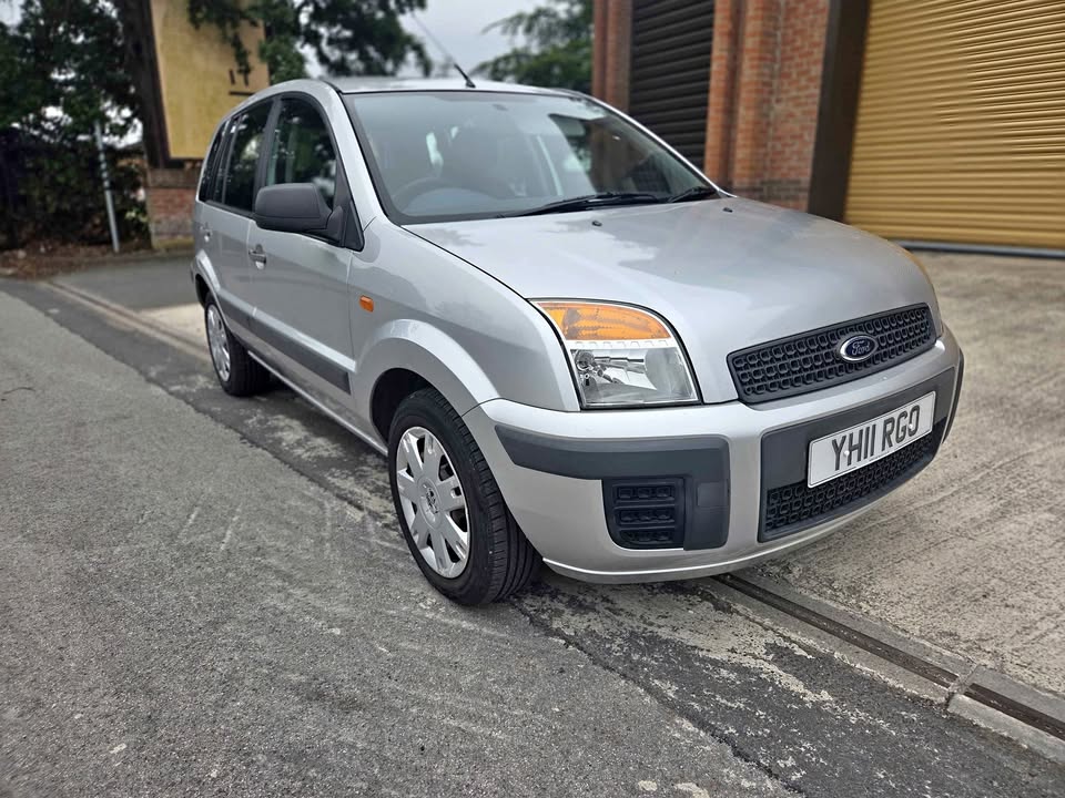 Cheap 2011 Ford Fusion for sale in Castleford, West Yorkshire